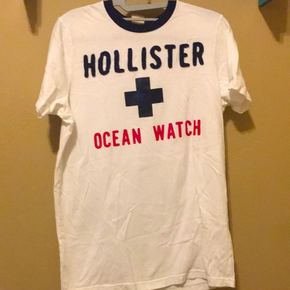 HOLLISTER “OCEAN WATCH” TEE